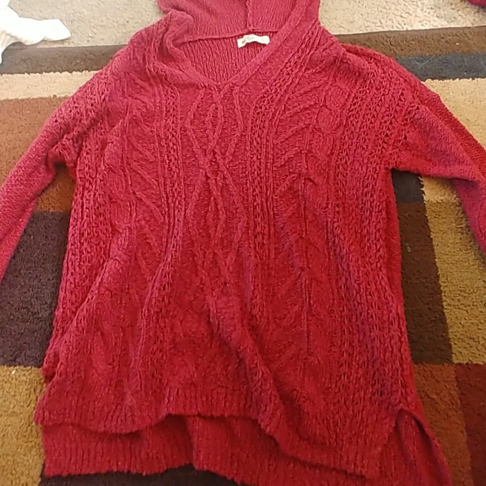Hollister sweater
